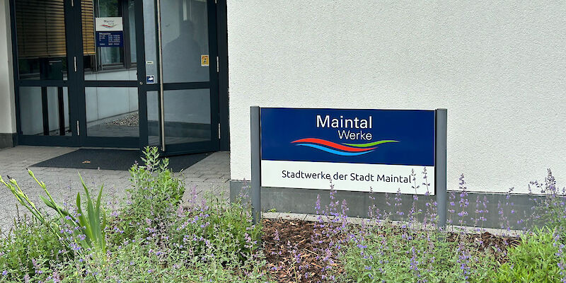 Haupteingang der Maintal Werke.